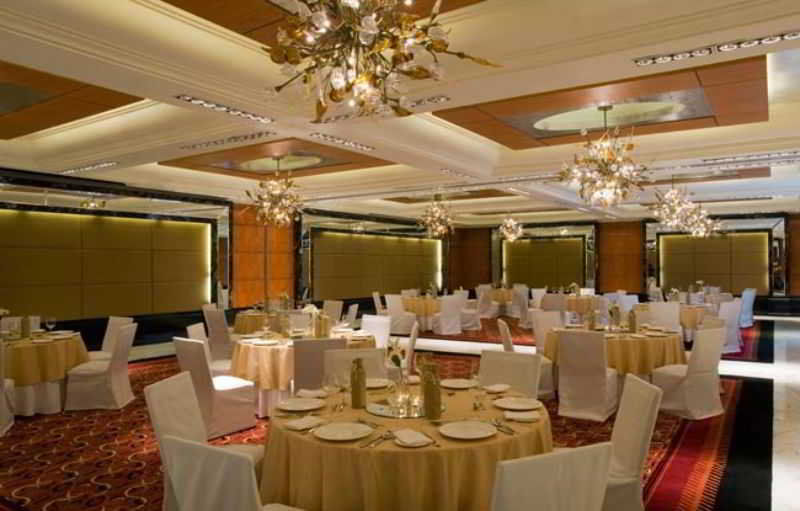 Taj Club House Hotel Chennai Bagian luar foto